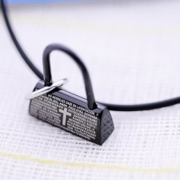 Moda Czarny Zamek Z Wersetem Biblijnym I Krzyżem Naszyjnik Tytanowy Wisiorek