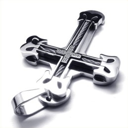Wisiorek Fashion Sport Cross Titanium (Czarny)