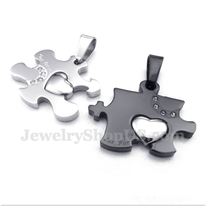 Tytanowa Czarna Puzzle Wisiorek Dla Pary Z Bezpłatnym Łańcuszkiem (Jedna Para) Tytanowa Czarna Puzzle Wisiorek Dla Pary Z Bezpłatnym Łańcuszkiem (Jedna Para)