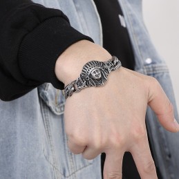 Nowa Biżuteria Odlewnicza Retro Cool Chief Pattern Titanium Men'S Bracelet