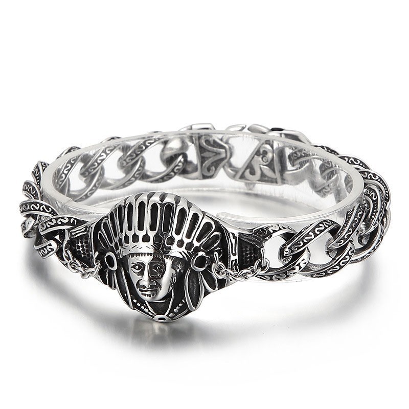 Nowa Biżuteria Odlewnicza Retro Cool Chief Pattern Titanium Men'S Bracelet